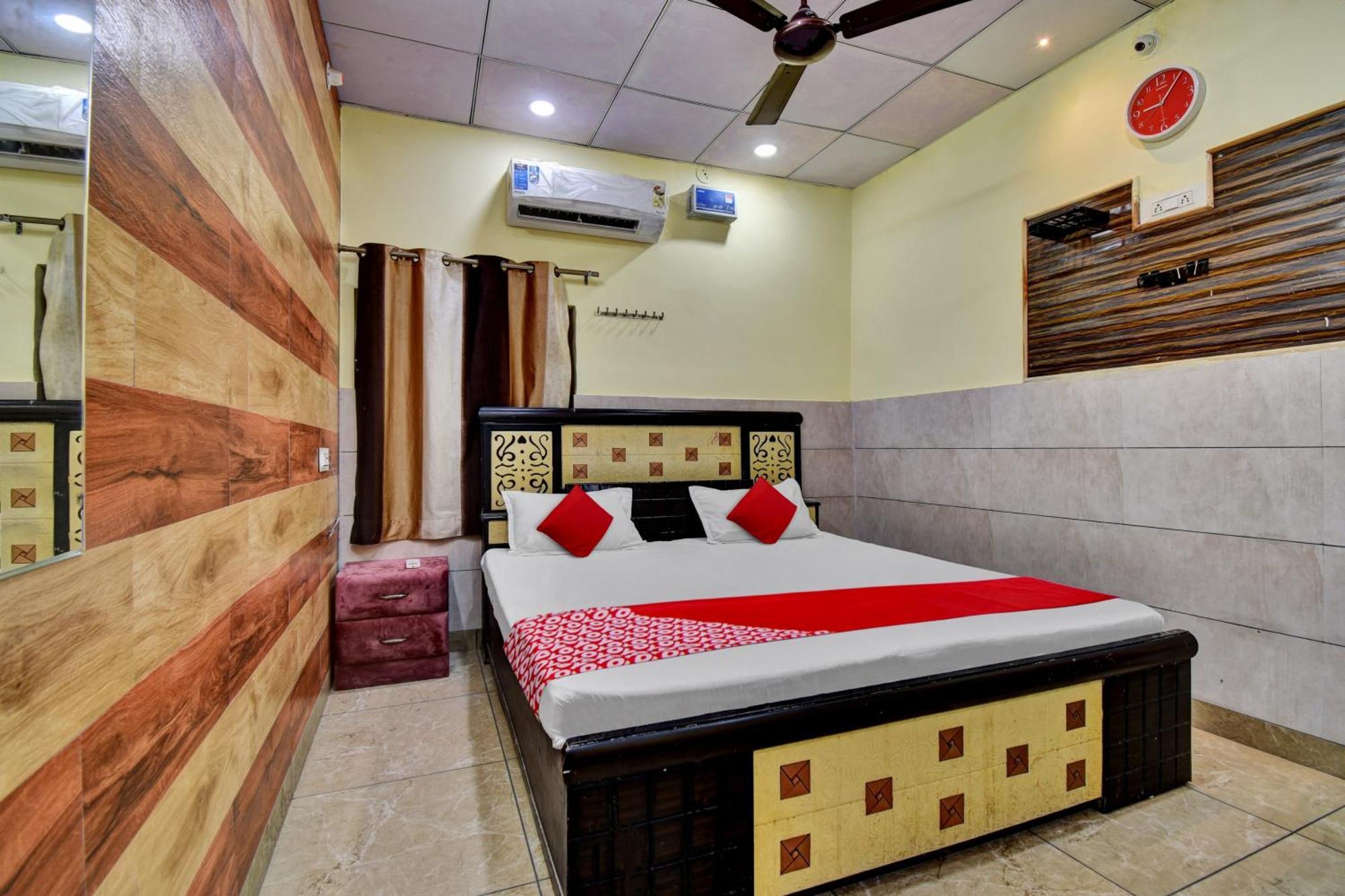 Oyo Flagship Apna Guest House Кота Экстерьер фото